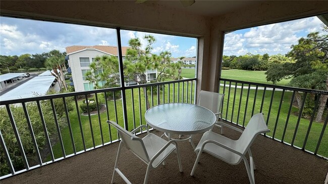 9620 Club S Cir in Sarasota, FL - Building Photo - Building Photo