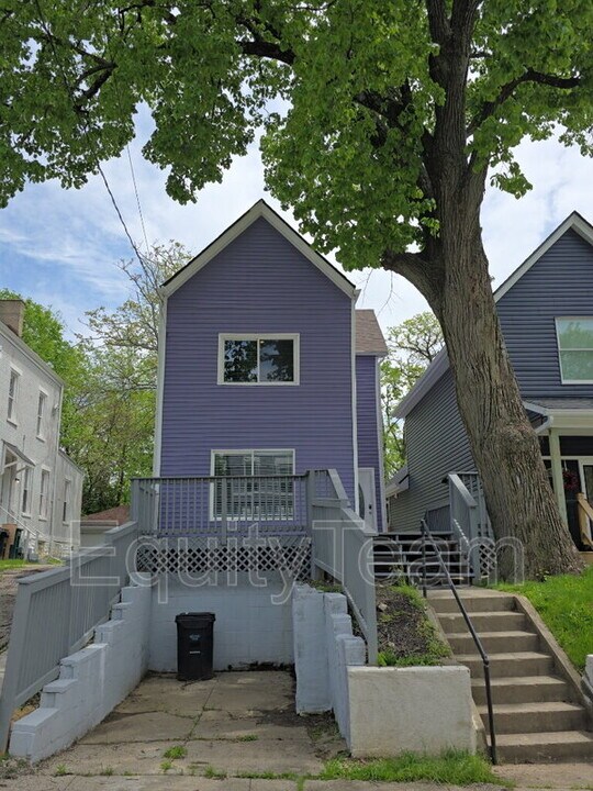 3314 Graydon Ave in Cincinnati, OH - Building Photo