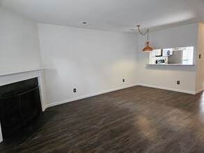 116 St Andrews Ln in Chapel Hill, NC - Building Photo - Building Photo