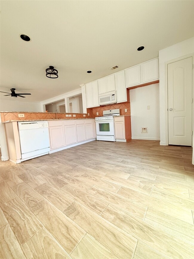 property at 2918 Beacon Grove St