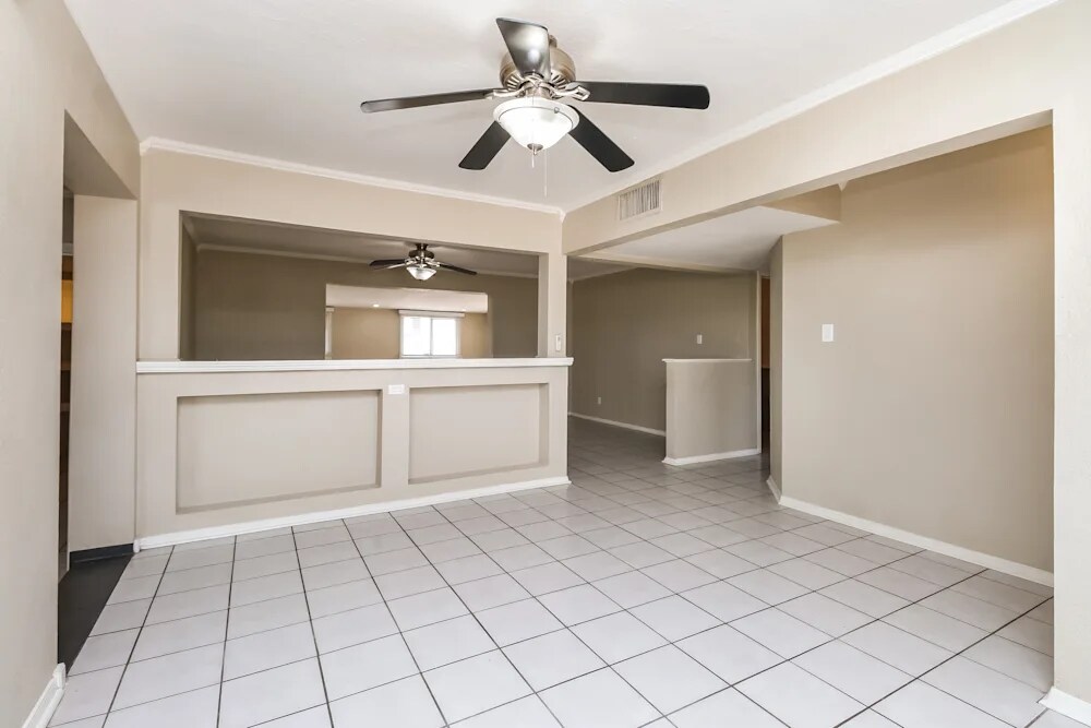 7643 E Verde Ln in Scottsdale, AZ - Building Photo