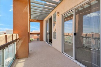 63 E Agate Ave in Las Vegas, NV - Building Photo - Building Photo