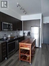 3600 Hwy 7 W in Vaughan, ON - Building Photo - Building Photo
