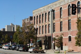 514-518 S 10th St in Omaha, NE - Building Photo