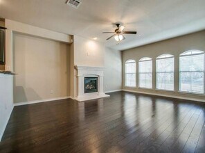 1468 Arapaho Dr in Carrollton, TX - Building Photo - Building Photo