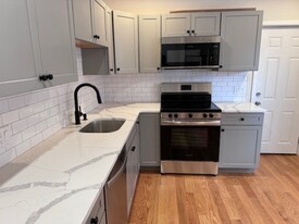 620 Hyde Park Ave, Unit 620 in Boston, MA - Building Photo