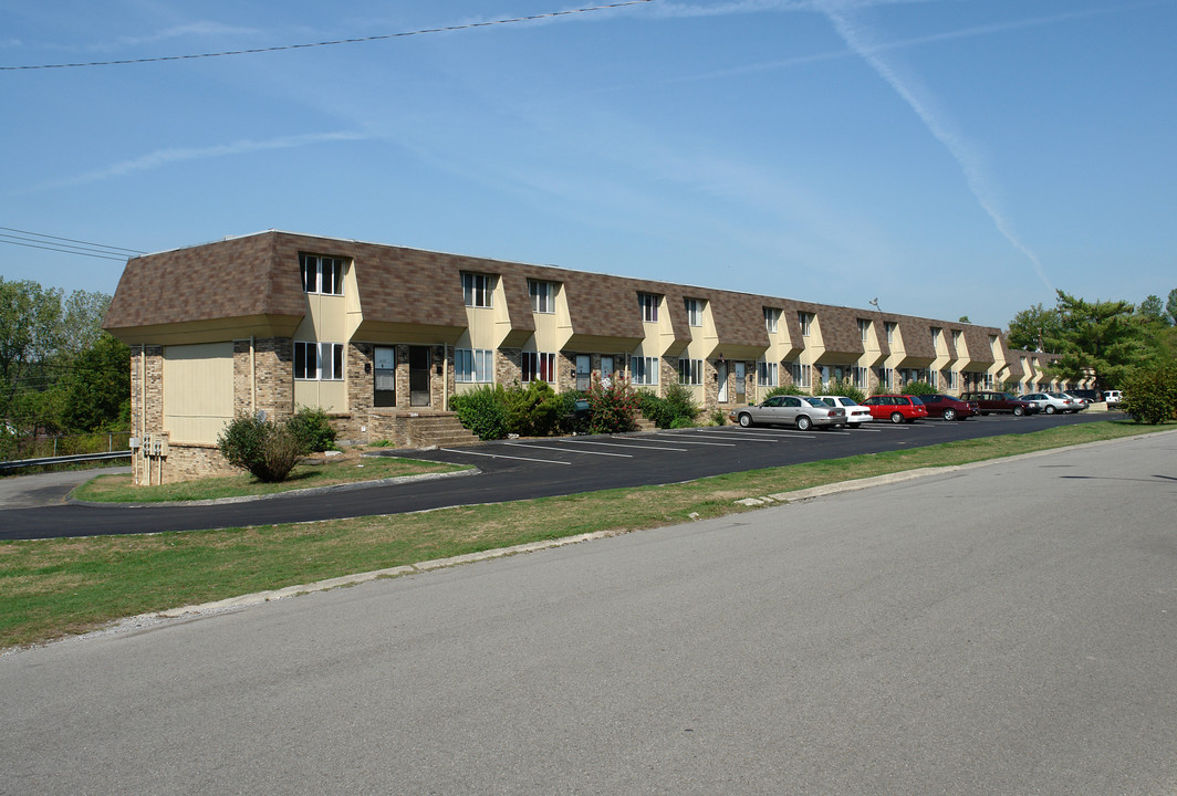 Castlewood Condominiums in Nashville, TN - Building Photo