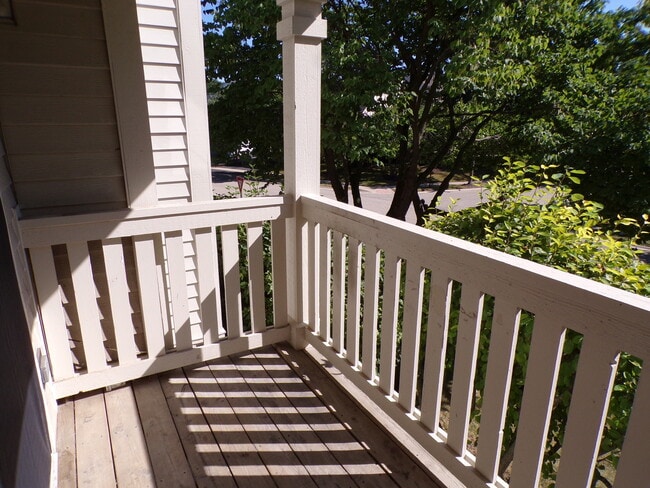 891 Essex Cir in Grayslake, IL - Building Photo - Building Photo