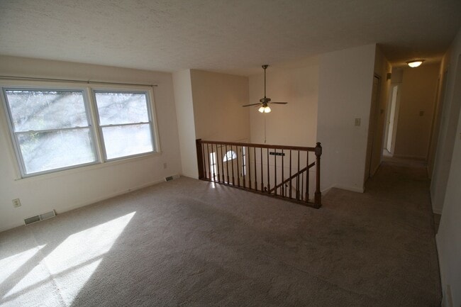 2933 Tuscaloosa Ln in Lexington, KY - Building Photo - Building Photo