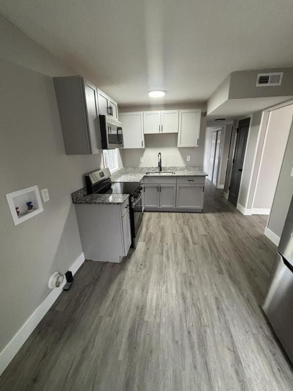 1816 Brownell Rd in Dayton, OH - Building Photo - Building Photo