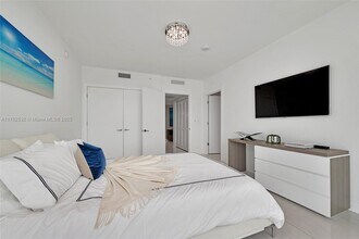 730 N Ocean Blvd in Pompano Beach, FL - Building Photo - Building Photo