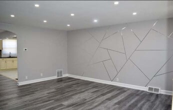 6549 N Gratz St in Philadelphia, PA - Building Photo - Building Photo