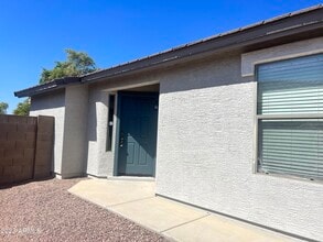 24911 W Dove Run Dr in Buckeye, AZ - Building Photo - Building Photo