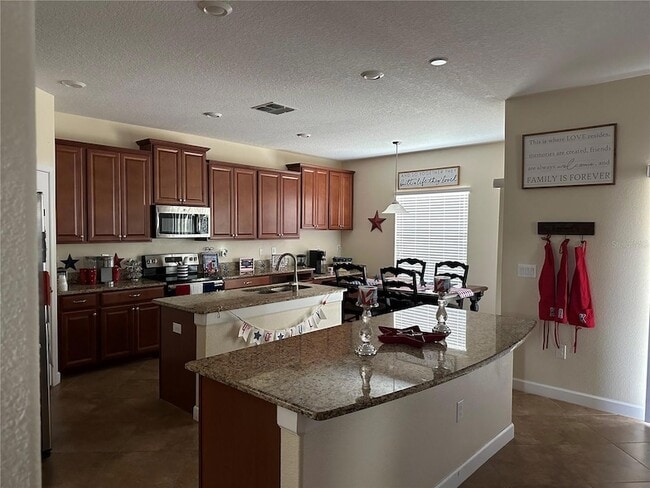 5349 Cortland Dr in Davenport, FL - Foto de edificio - Building Photo