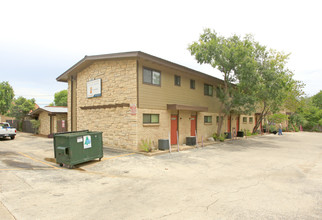 Bull Creek Apartments in Austin, TX - Building Photo - Building Photo