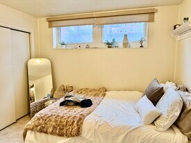 50 Parkman St in Brookline, MA - Building Photo