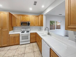 4455 Meadow Valley Cir in Fairfield, CA - Building Photo - Building Photo