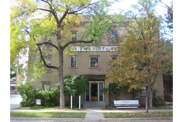 Maxine Apartments in Great Falls, MT - Foto de edificio - Building Photo