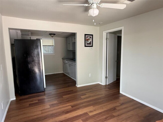 2269 Collier St-Unit -4 in Houston, TX - Building Photo - Building Photo