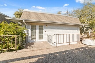 3300 Yorktown St in Houston, TX - Building Photo - Building Photo