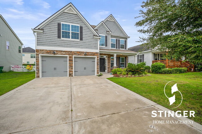 property at 8 Bradford Ct