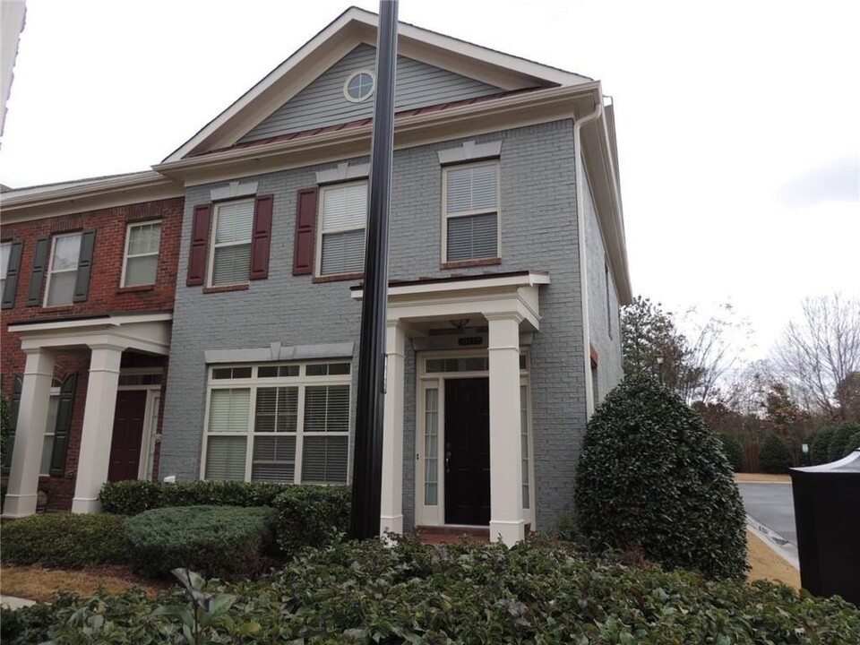 10730 Austen Bend in Alpharetta, GA - Building Photo