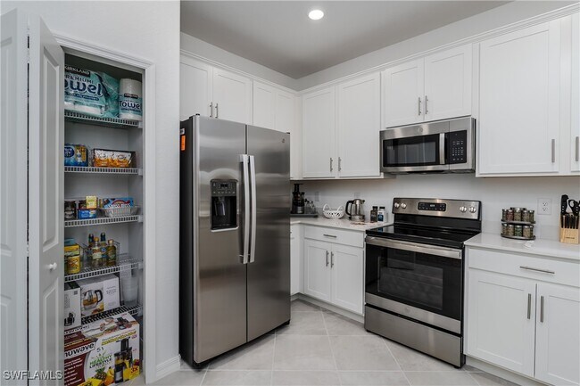 2140 Dragonfruit Wy in Naples, FL - Building Photo - Building Photo