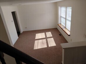 29528 Balmoral St in Garden City, MI - Building Photo - Building Photo