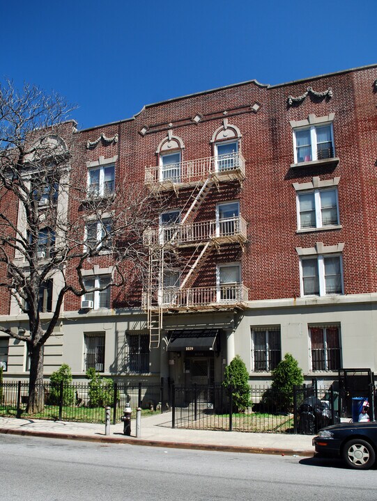 1039 Ocean Ave in Brooklyn, NY - Building Photo