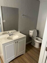 343 N Harris Dr in Mesa, AZ - Foto de edificio - Building Photo
