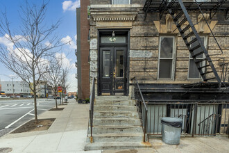 188 Eagle St in Brooklyn, NY - Building Photo - Building Photo