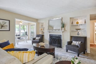 Reserve at Twin Oaks in Clarkston, GA - Building Photo