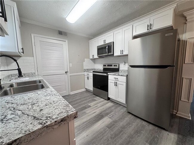 452 Lexington Dr in Lawrenceville, GA - Building Photo - Building Photo