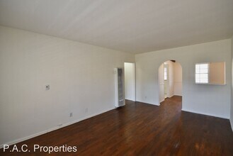 4658 Colfax Ave in Los Angeles, CA - Building Photo - Building Photo