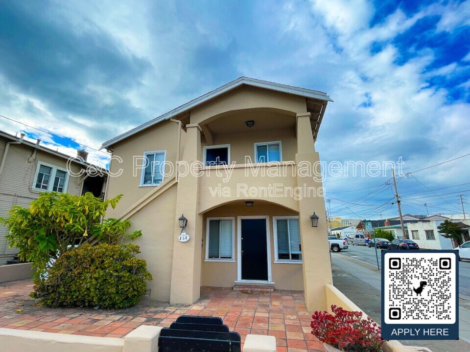 464 Cortes St in Monterey, CA - Building Photo