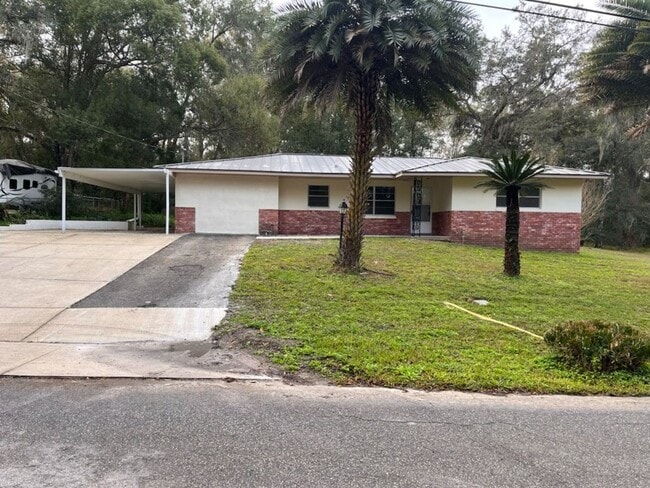property at 5794 E Slate St