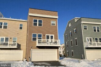 134 Smt Pt Blvd in Bowie, MD - Building Photo - Building Photo