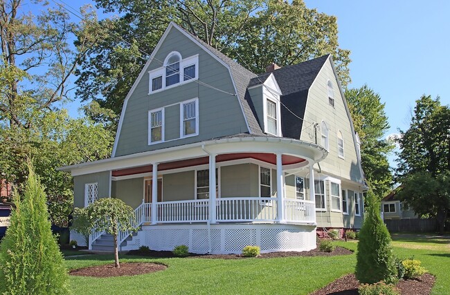 62 Whitney St in Hartford, CT - Building Photo - Building Photo