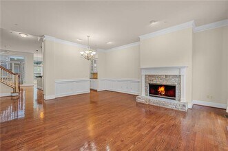 1022 Emory Parc Pl in Decatur, GA - Building Photo - Building Photo