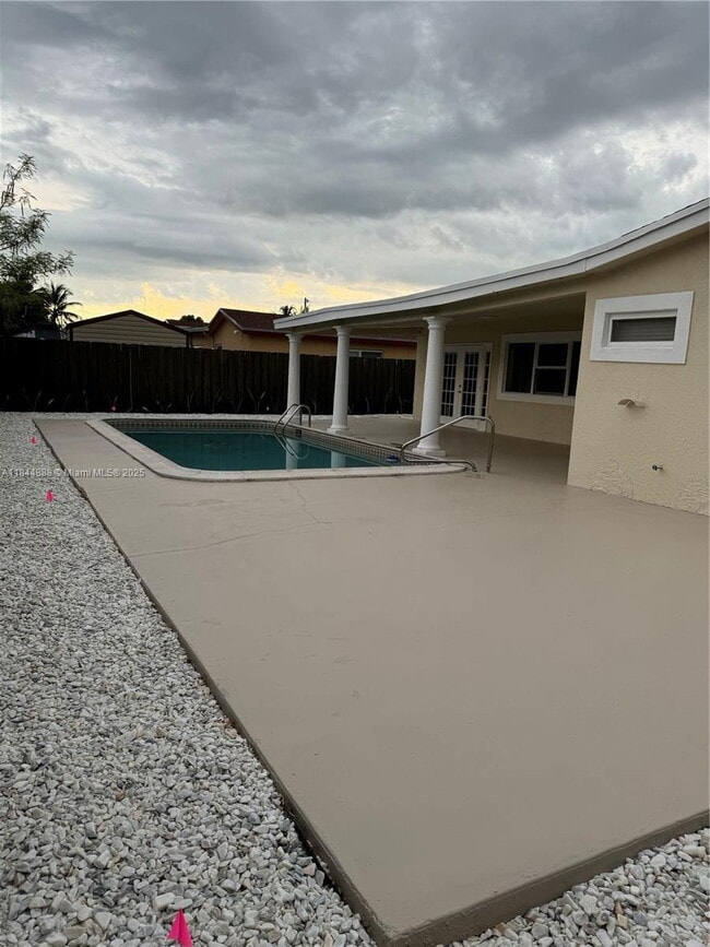 4440 NW 43rd St