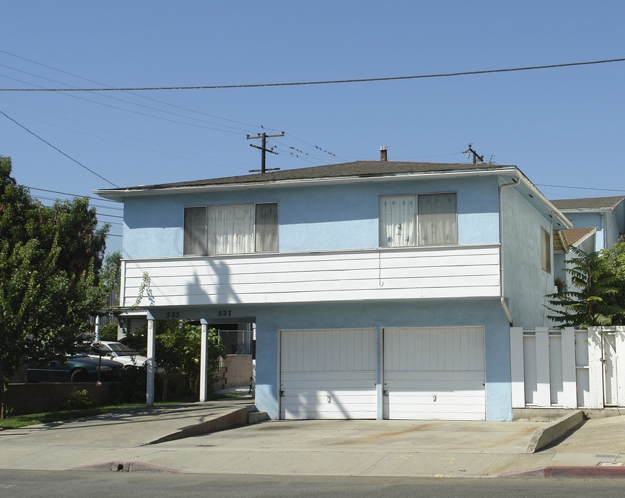 527-529 S Granada Ave in Alhambra, CA - Building Photo