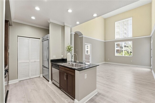 property at 2422 Scholarship