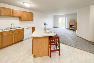 STERLING HEIGHTS in St. Cloud, MN - Building Photo - Building Photo