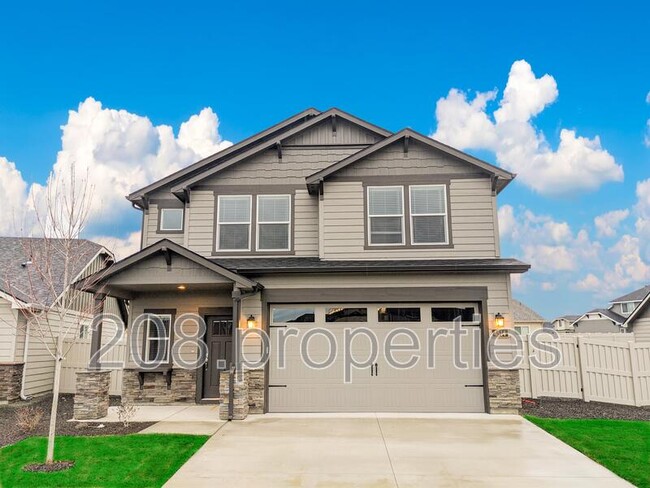 property at 4514 N Glenrock Way