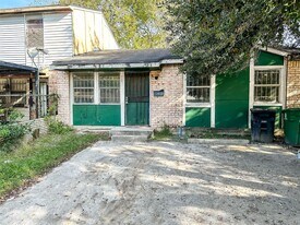 7891 Gallahad St in Houston, TX - Building Photo