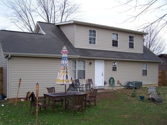 1604 Sundrop Dr in Knoxville, TN - Building Photo - Building Photo