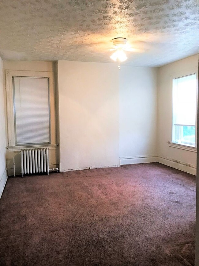 5526 Black St in Pittsburgh, PA - Building Photo - Building Photo