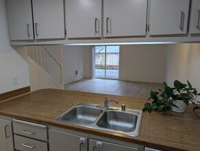 4617 80th St NE, Unit #4 in Marysville, WA - Foto de edificio - Building Photo