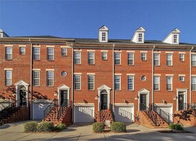 1130 Dean Hall Ln in Matthews, NC - Building Photo