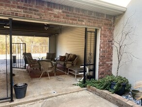 333 Edgewood Dr in Pineville, LA - Building Photo - Building Photo